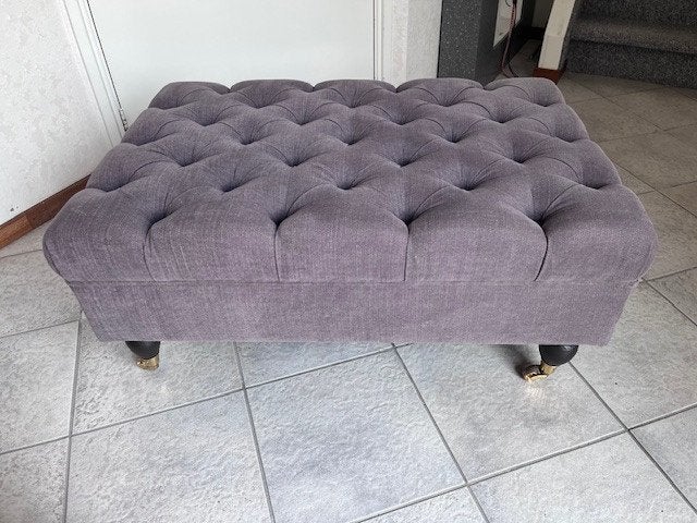 ***Prachtige Hocker - gecapitonneerd - lila/grijs***, Huis en Inrichting, Ophalen, Gebruikt, Gecapitonneerd, 75 tot 100 cm