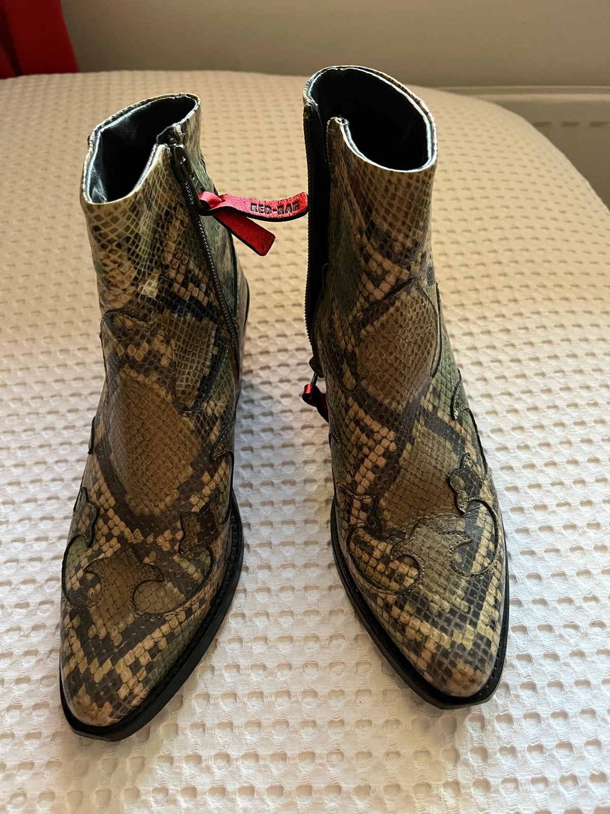 Cowboylaarzen met slangenprint, Kleding | Dames, Schoenen, Ophalen of Verzenden, Gedragen, Groen, Lage of Enkellaarzen
