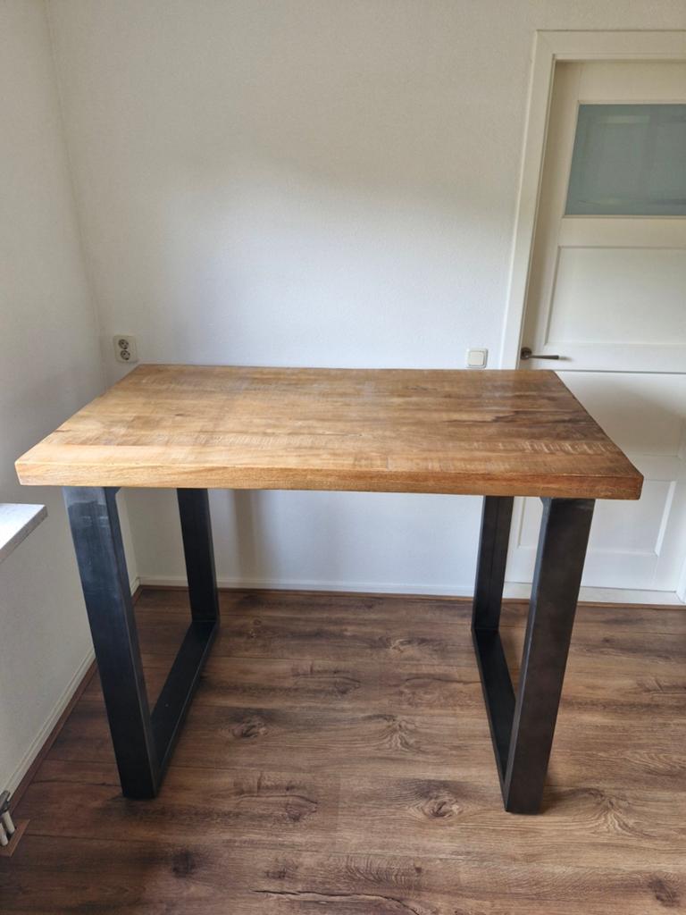 Bartafel massief mango-hout met metalen onderstel, Zo goed als nieuw, Rechthoekig, Ophalen, Overige houtsoorten