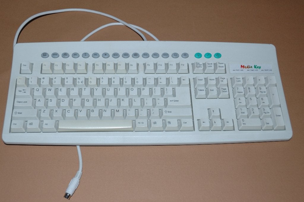 toetsenbord, bedraad, PS/2. merk Media Key, Computers en Software, Toetsenborden, Ophalen of Verzenden, Qwerty, Gebruikt, Bedraad
