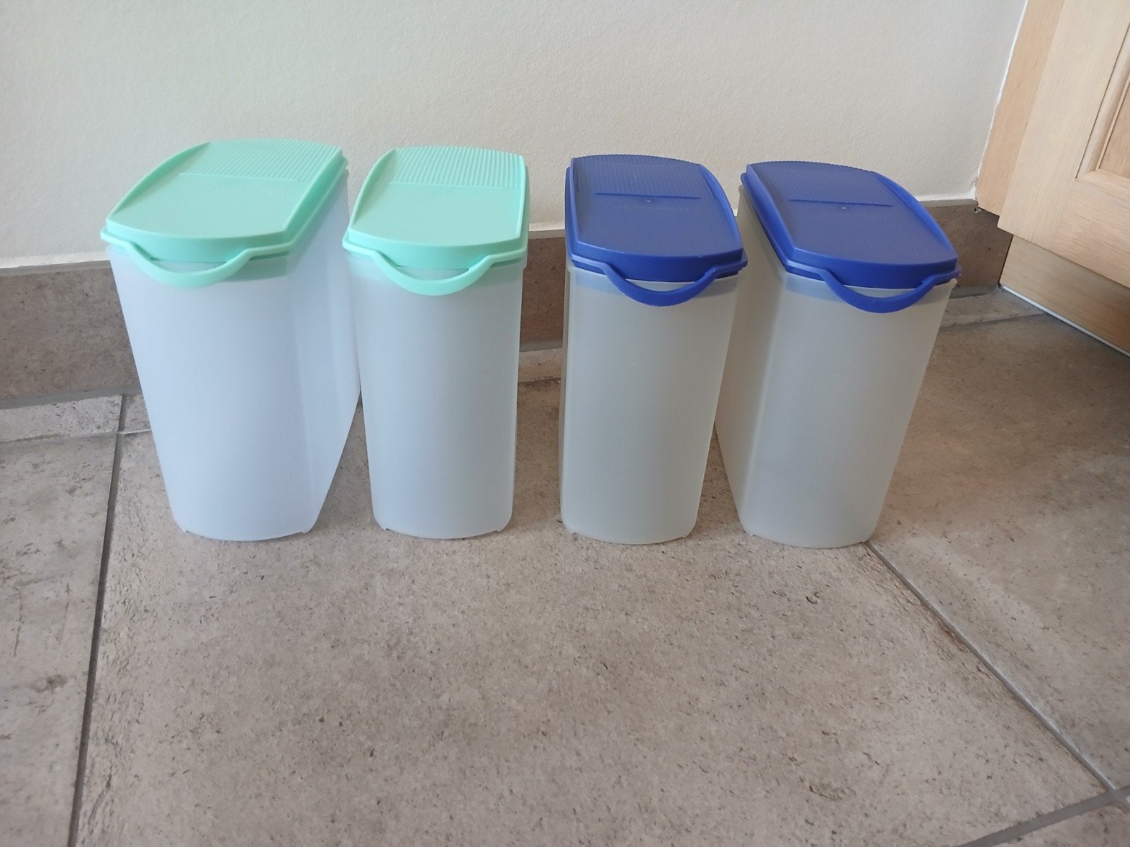 Tupperware ruimtespaarder/blokbus/voedselcontainers/1.6 ltr., Blauw, Overige typen, Ophalen of Verzenden, 1600 ml