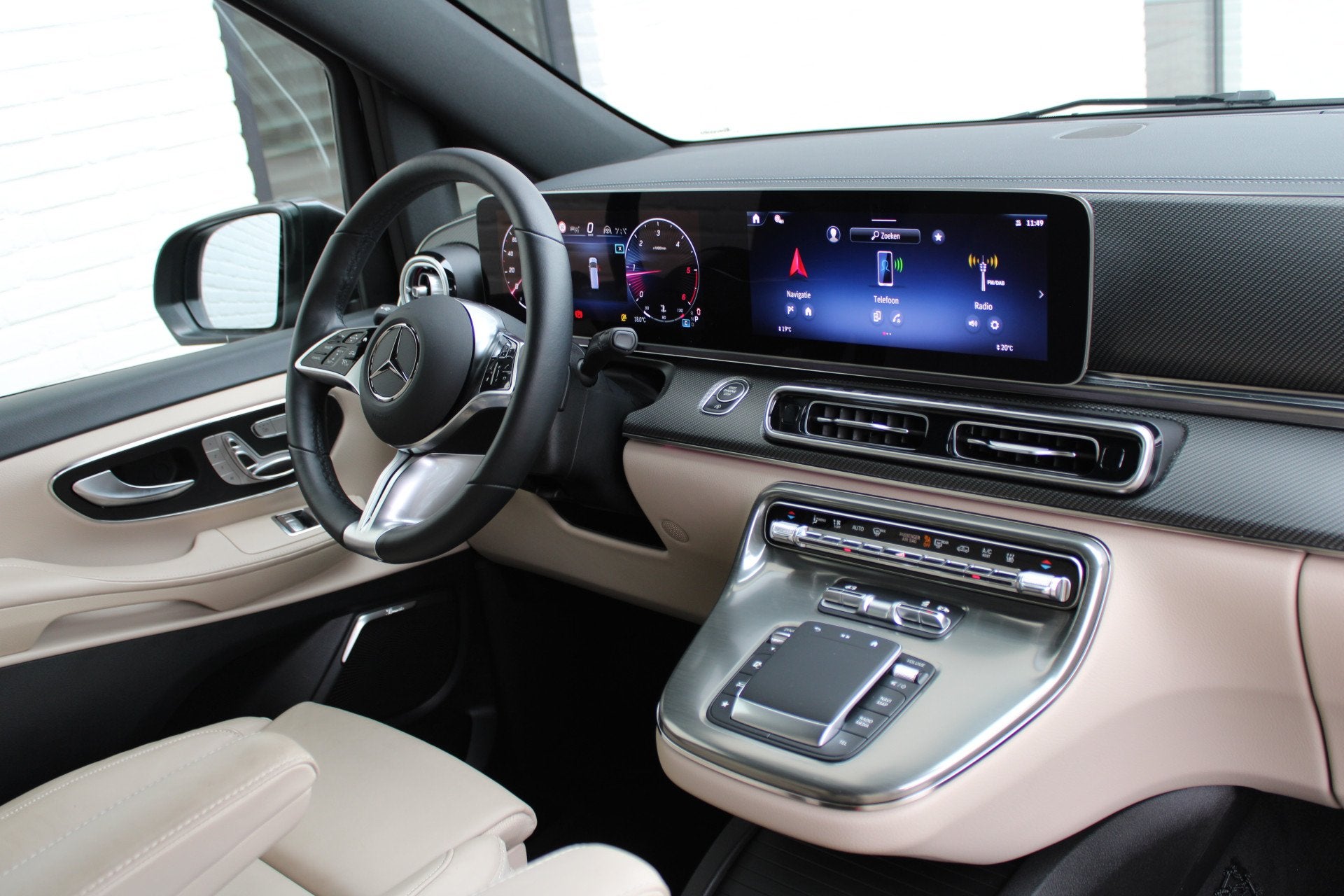 Mercedes-Benz V-Klasse 300d / AMG / DC / Exclusive / 4-Matic, Automaat, Gebruikt, 4 cilinders, Met garantie (alle)
