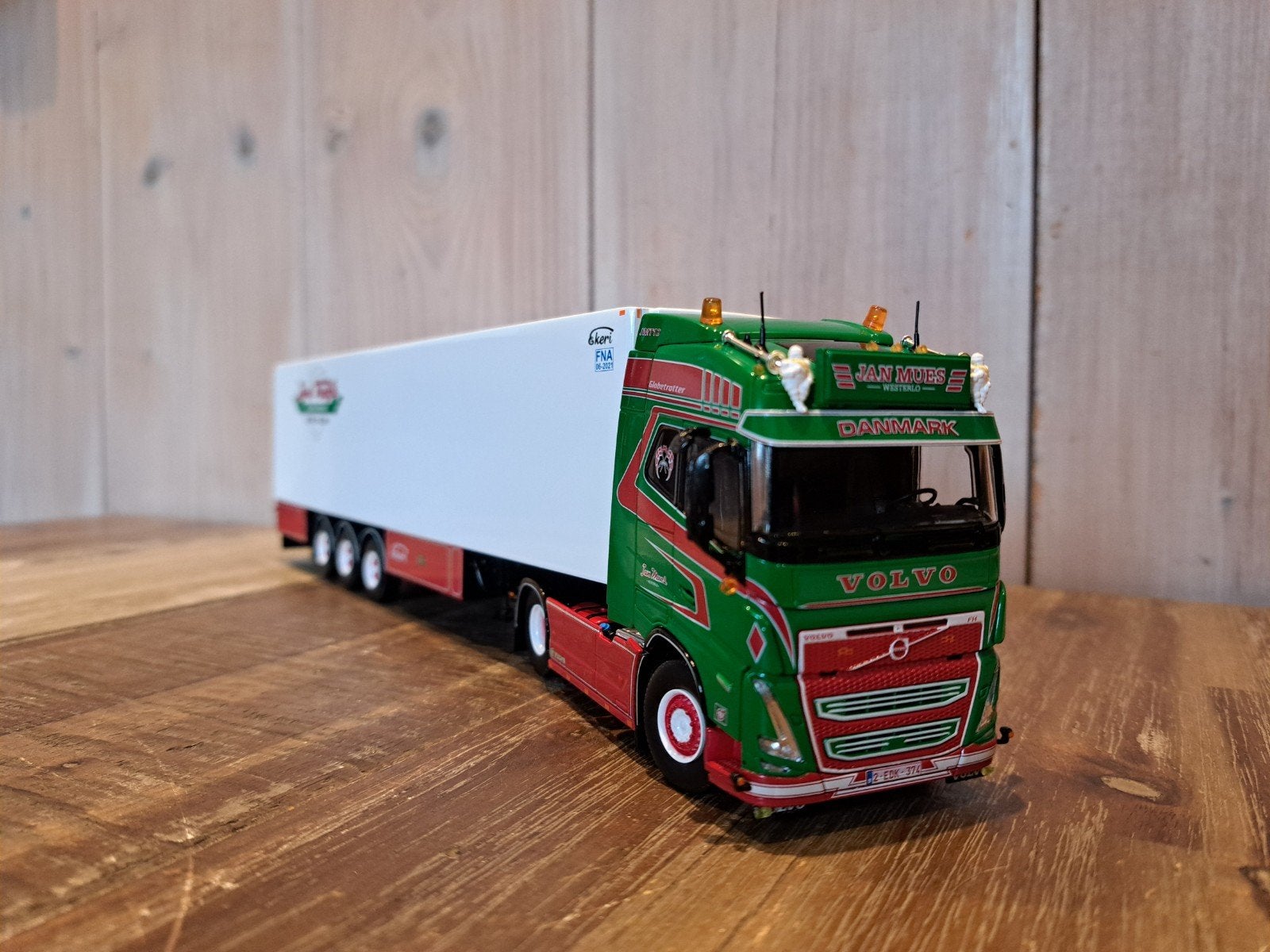 Tekno Volvo FH05 Globetrotter van Jan Mues, ., Nieuw, ., Ophalen of Verzenden