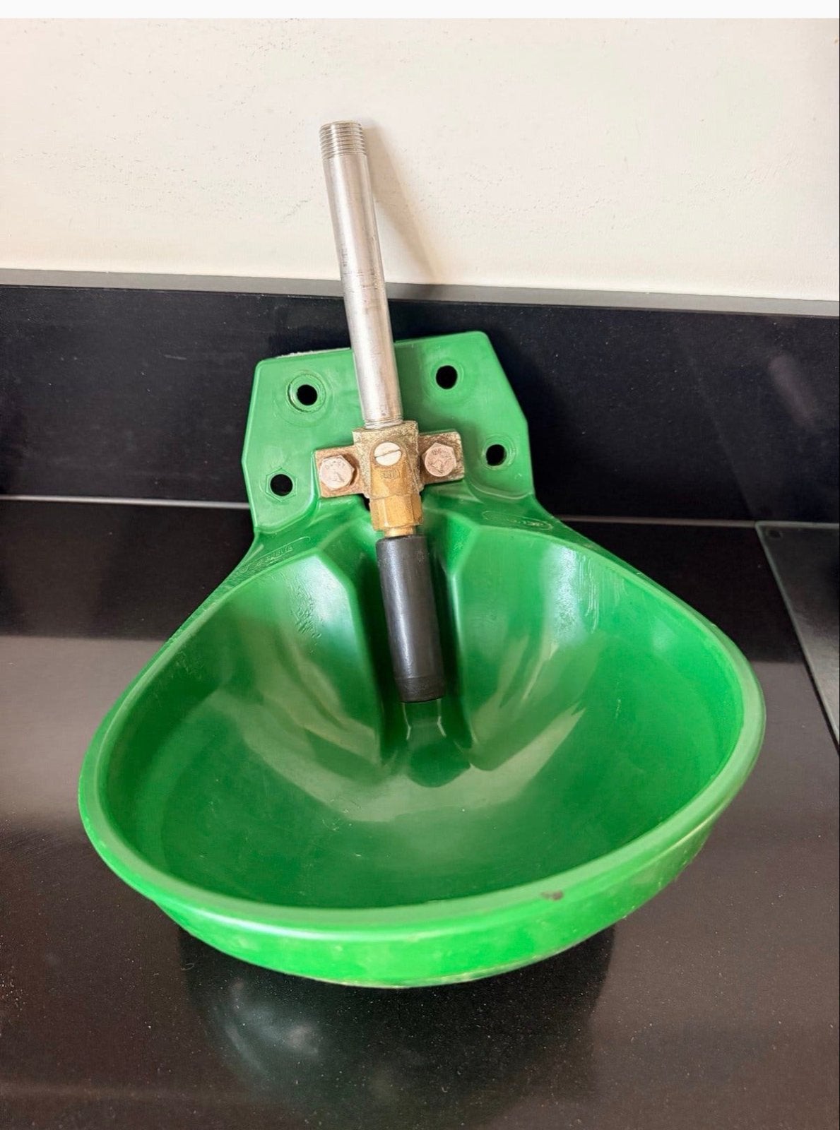 Suevia Drinkbak 12P groen, 1/2” messing incl extra, Dieren en Toebehoren, Ophalen of Verzenden, Gebruikt