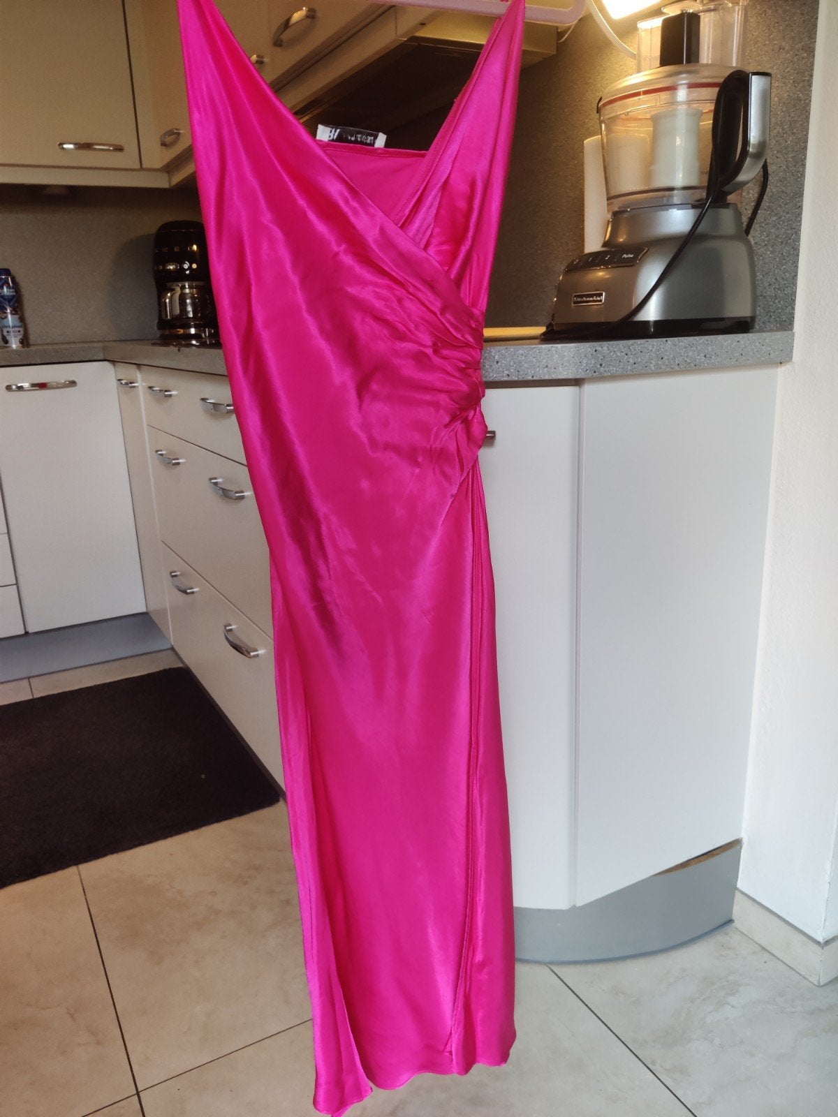 Roze satijnen maxi jurk - Zara, Kleding | Dames, Jurken, Ophalen of Verzenden