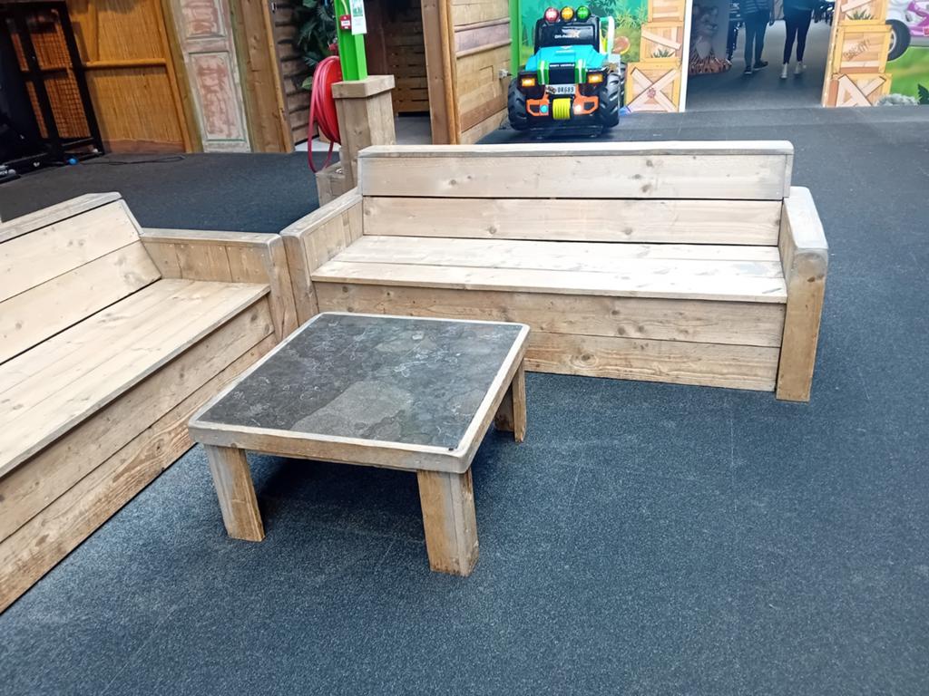Houten banken en houten tafels met stenen blad, Tuin en Terras, Tuinsets en Loungesets, Ophalen of Verzenden, Gebruikt, Hout, Bank