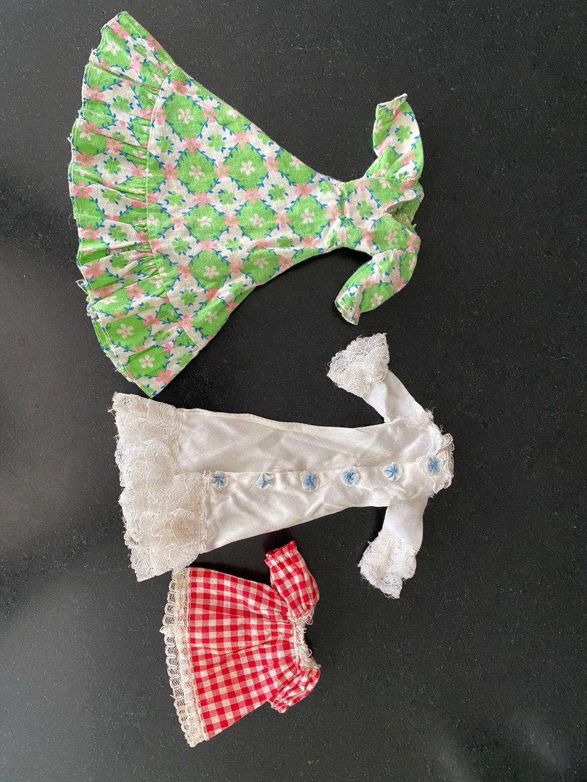Vintage 70 s Daisy Mary Quant outfit x 3 niet Barbie, Verzamelen, Poppen, Verzenden, Zo goed als nieuw, Kleertjes