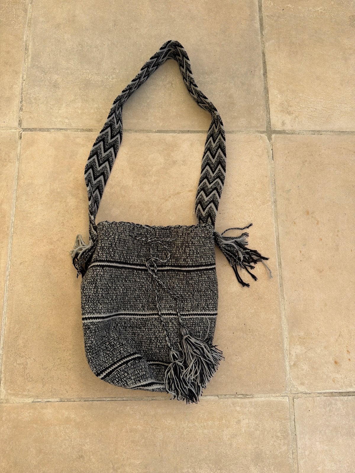 Nieuwe handgemaakte tas uit Colombia, Ophalen of Verzenden, Nieuw, Zwart, Handtas