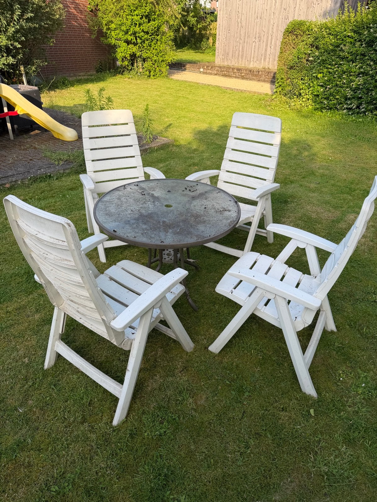 Hartman tuinset met tafel en 10 stoelen en kussens, Ophalen, Gebruikt, Kunststof, Stapelbaar