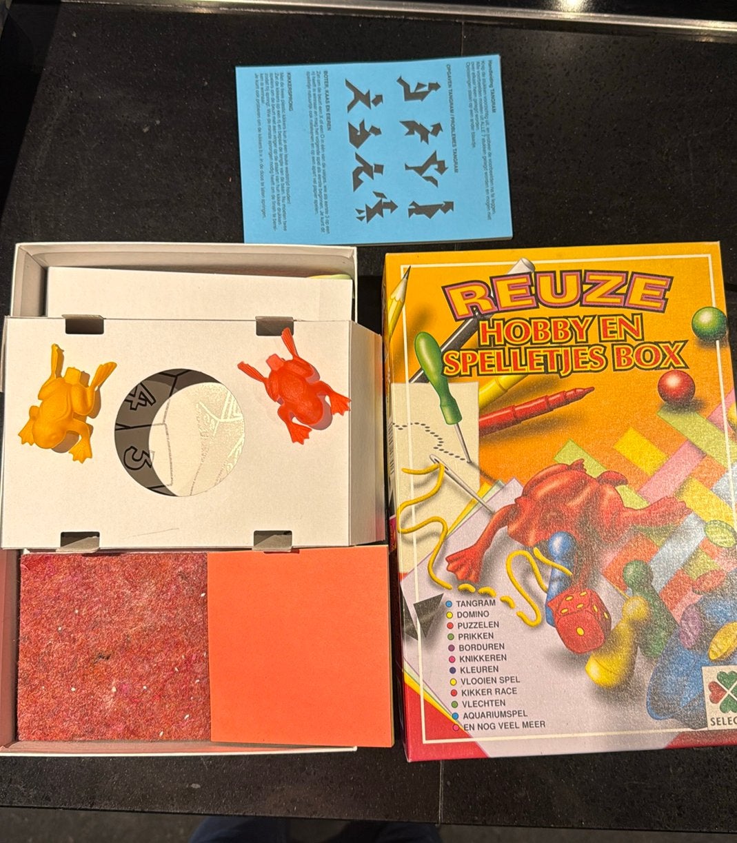 Hobby en spelletjes box voor kinderen vanaf 4 jaar, Ophalen, Zo goed als nieuw