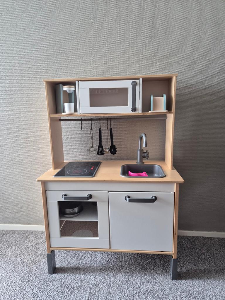 Houten speelkeuken, Ophalen, Zo goed als nieuw
