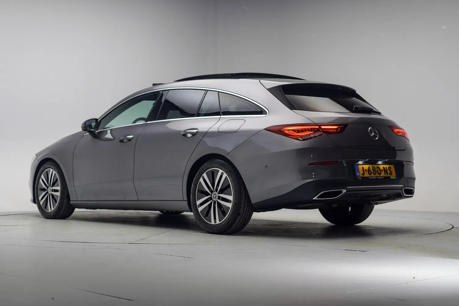 Mercedes-Benz CLA-Klasse Shooting Brake 180d Luxury Aut. [ P, Auto's, Mercedes-Benz, Automaat, CLA, 4 cilinders, 116 pk