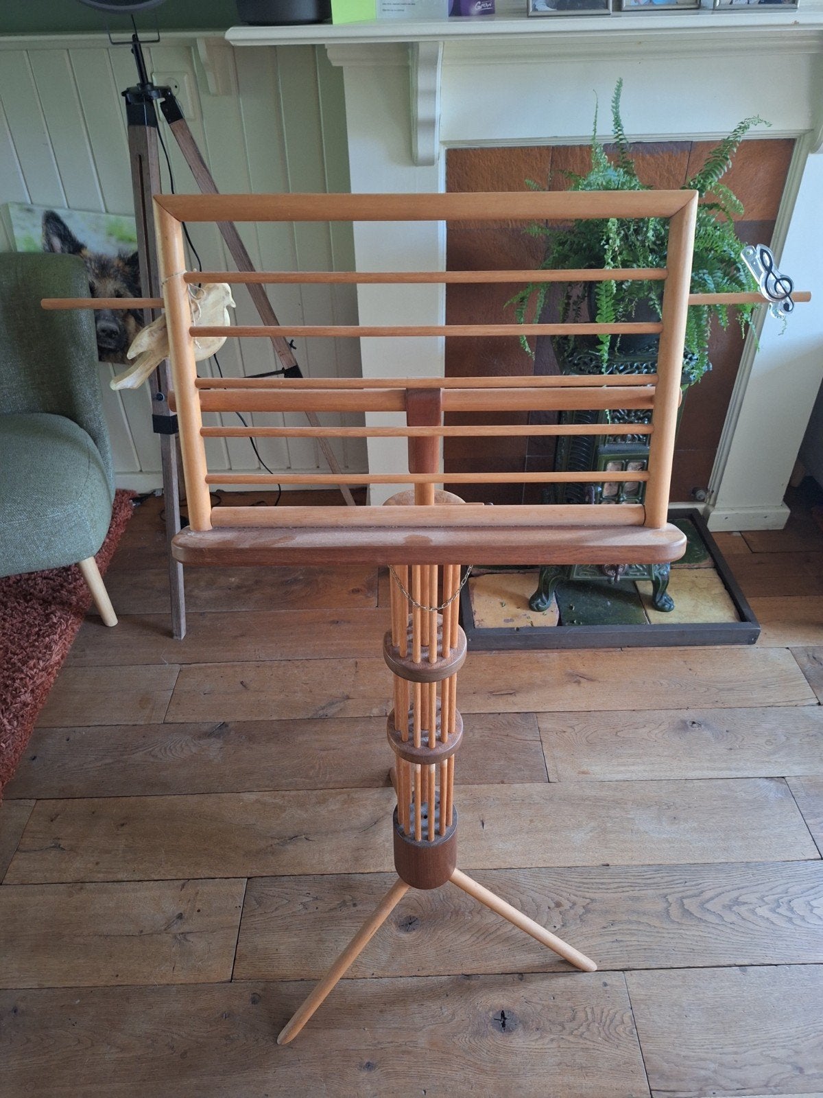 Vintage houten muziekstandaard, Muziek en Instrumenten, Standaards, Ophalen, Zo goed als nieuw, Muziekstandaard