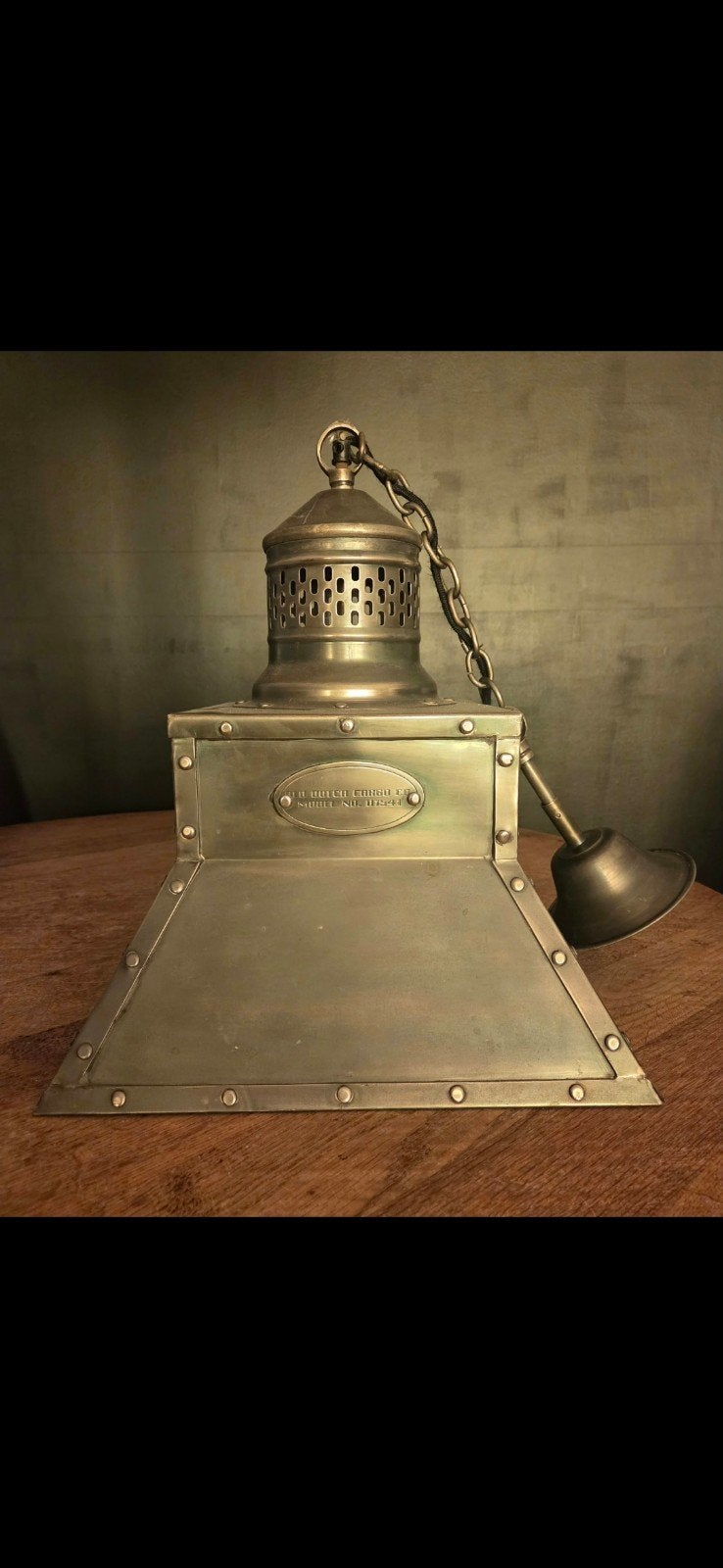 Antieke scheepslamp, Ophalen