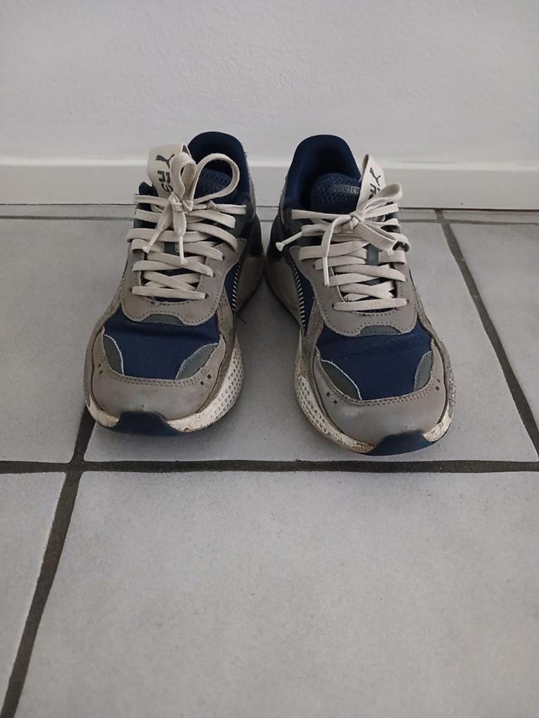 Puma sneackers maat 40, Kinderen en Baby's, Kinderkleding | Schoenen en Sokken, Gebruikt, Sportschoenen, Puma, Ophalen of Verzenden