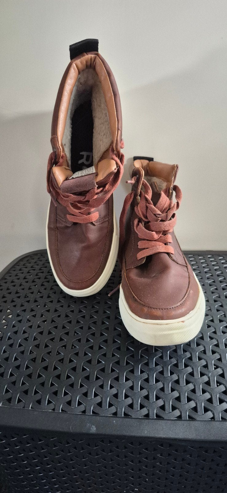 Hoge bruine schoenen mt 38, Ophalen of Verzenden, Gedragen, Bruin, Sneakers of Gympen