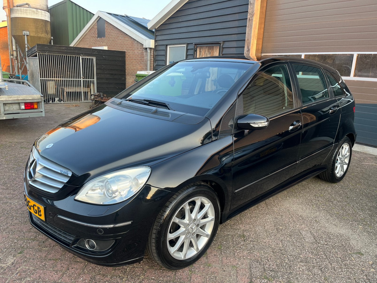 Mercedes-Benz B-Klasse 2.0 B200 automaat nieuwe apk!, Auto's, Mercedes-Benz, Bedrijf, B-Klasse, ABS, Airbags, Airconditioning