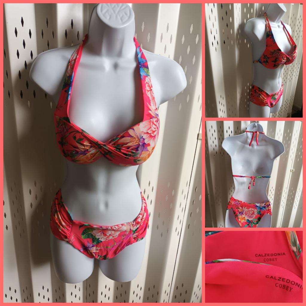 Calzedonia Cobey Bikini - Koraalrood met Bloemenprint 80B, Kleding | Dames, Calzedonia, Ophalen of Verzenden, Zo goed als nieuw