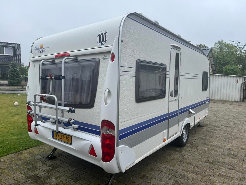 Prachtige HOBBY EXCELLENT 495 UFE *dorema voortent+luifel*, Caravans en Kamperen, Rondzit, Hobby, Bedrijf, _