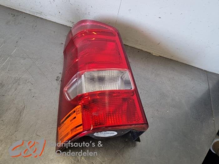 Achterlicht links van een Mercedes Vito, Gebruikt, -, Ophalen of Verzenden, -