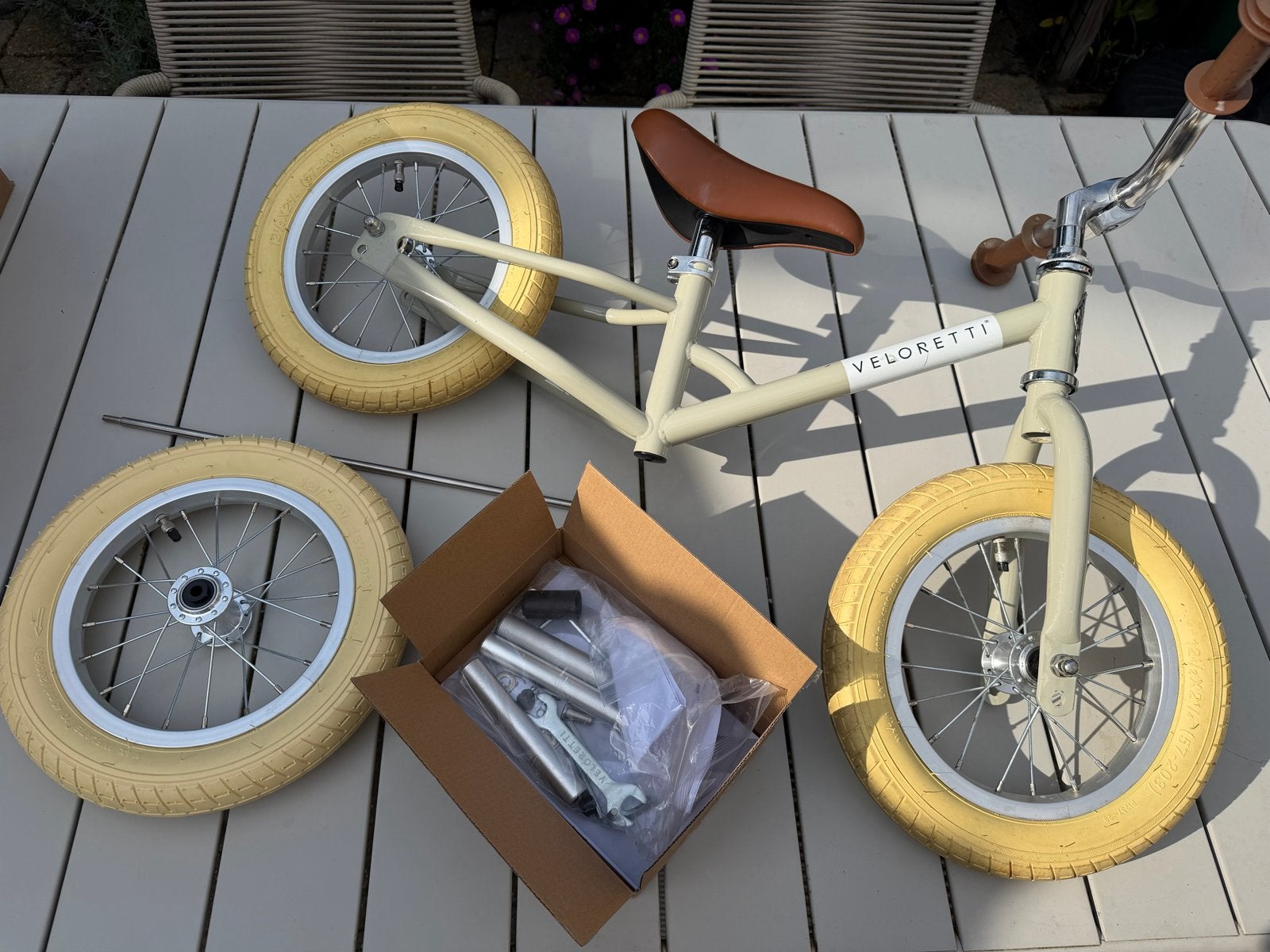 Veloretti Tricycle Pebble Grey 2-in-1 Loopfiets/Driewieler, Fietsen en Brommers, Ophalen, Zo goed als nieuw