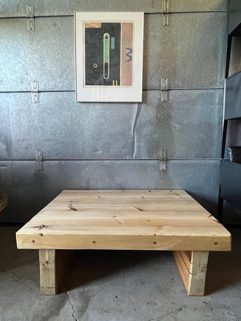 Brutalist massief Scandinavisch eiken bielzen salontafel, Ophalen, Eiken, Gebruikt, Grenenhout