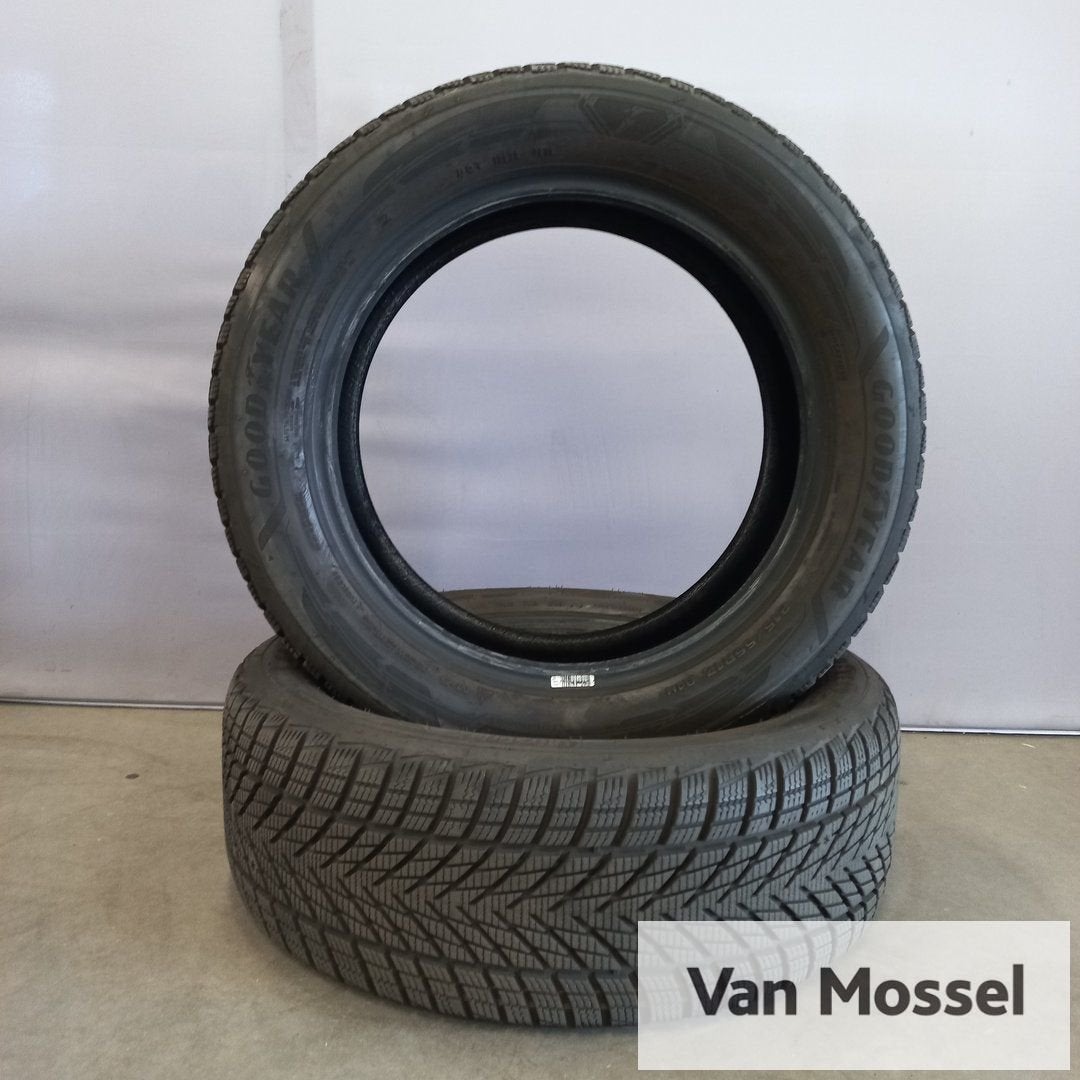 GoodYear  UltraGrip Performance 3 215/55/R17 94H, -, -, 17 inch, Band(en)