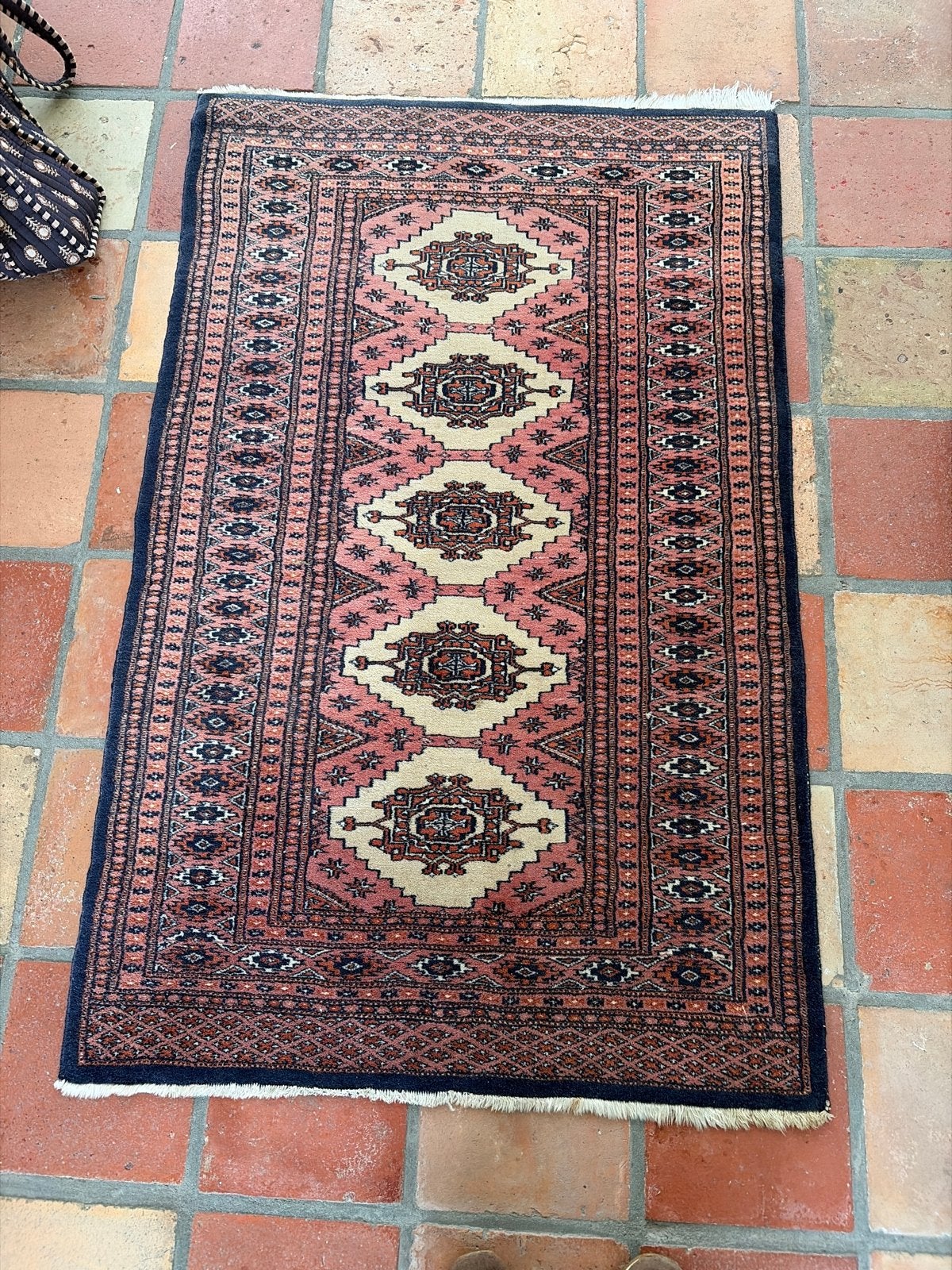 Vintage Perzisch tapijt - Handgeknoopt, roze/beige, Ophalen, Gebruikt, 100 tot 150 cm, 50 tot 100 cm