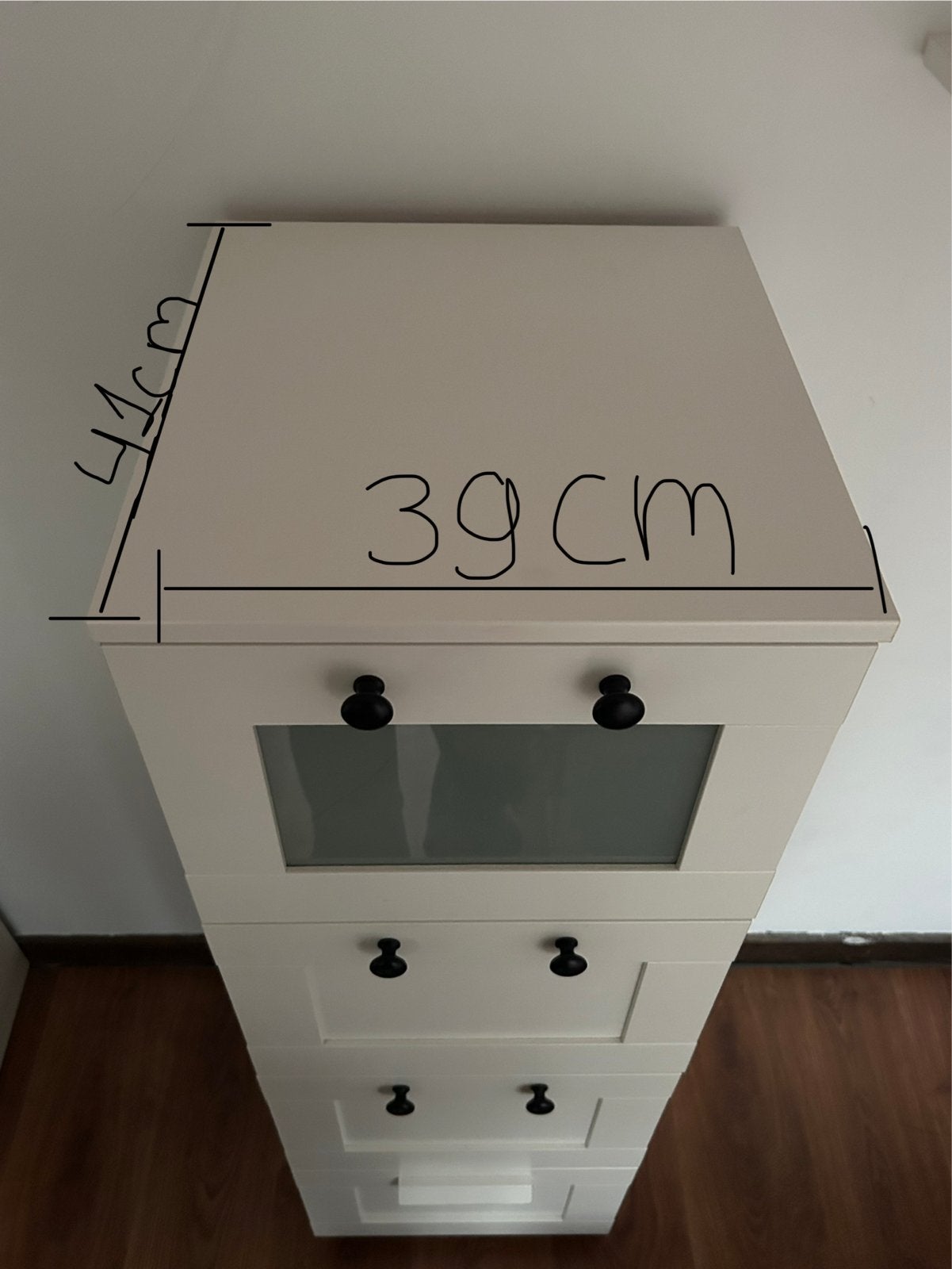 Witte ladekast met glazen deur - 125x39x41 cm, Ophalen, Minder dan 50 cm, 100 tot 150 cm, Zo goed als nieuw