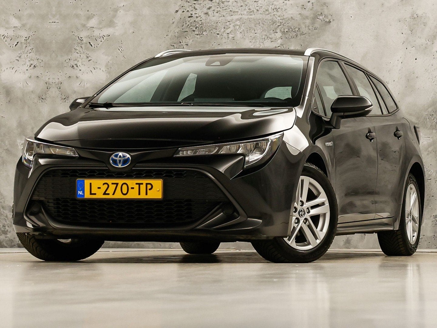 Toyota Corolla 1.8 Hybrid Sport Automaat (APPLE CARPLAY, 1e, Gebruikt, 4 cilinders, Corolla, Origineel Nederlands
