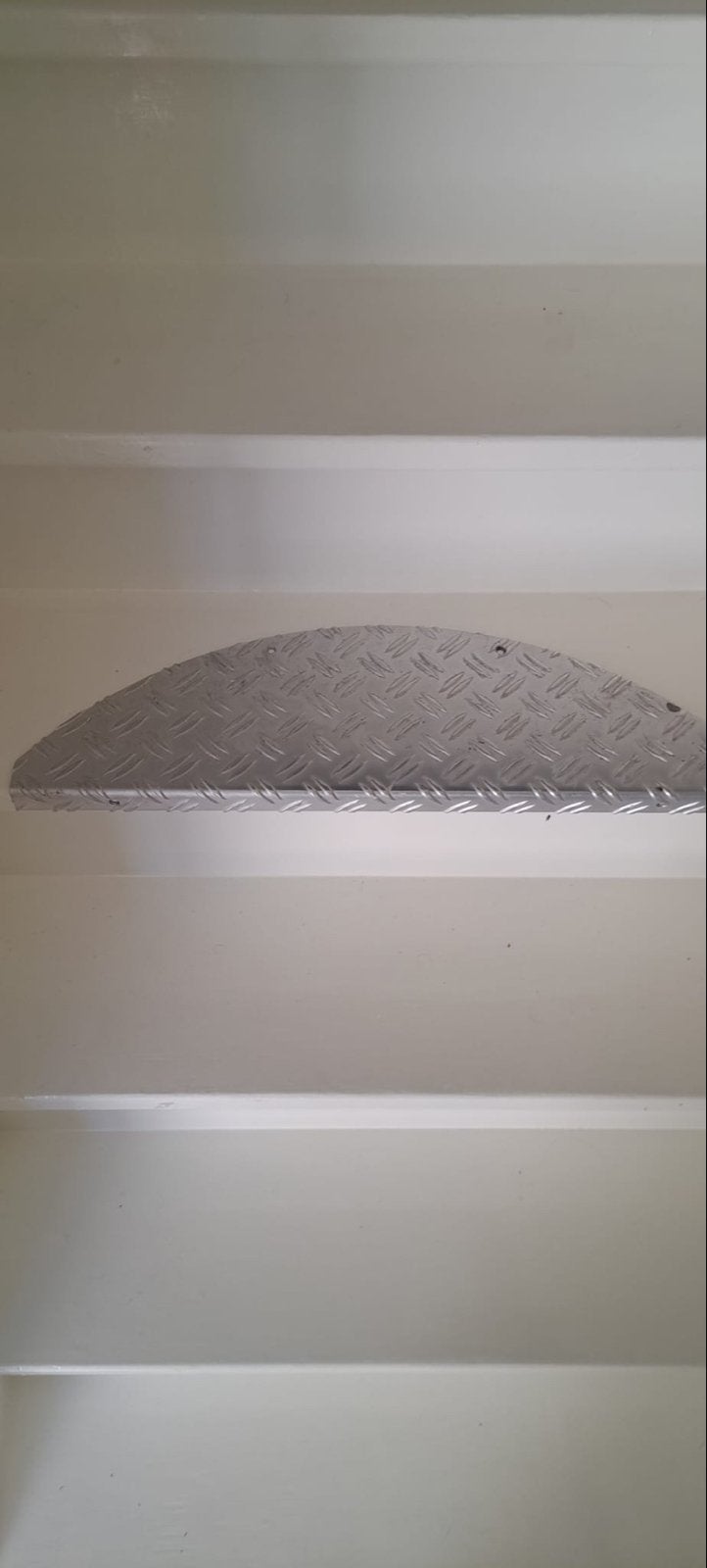 13x Metalen traptreden met motief - 59x17 cm, Ophalen of Verzenden, Gebruikt, Trap