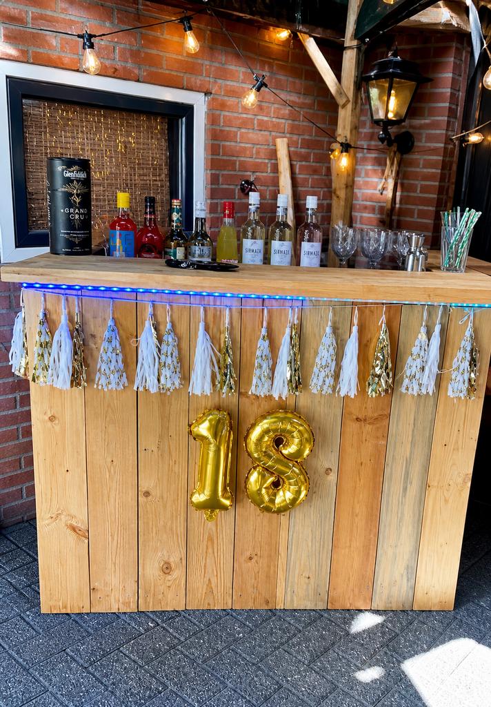 Bar, Ophalen, Zo goed als nieuw