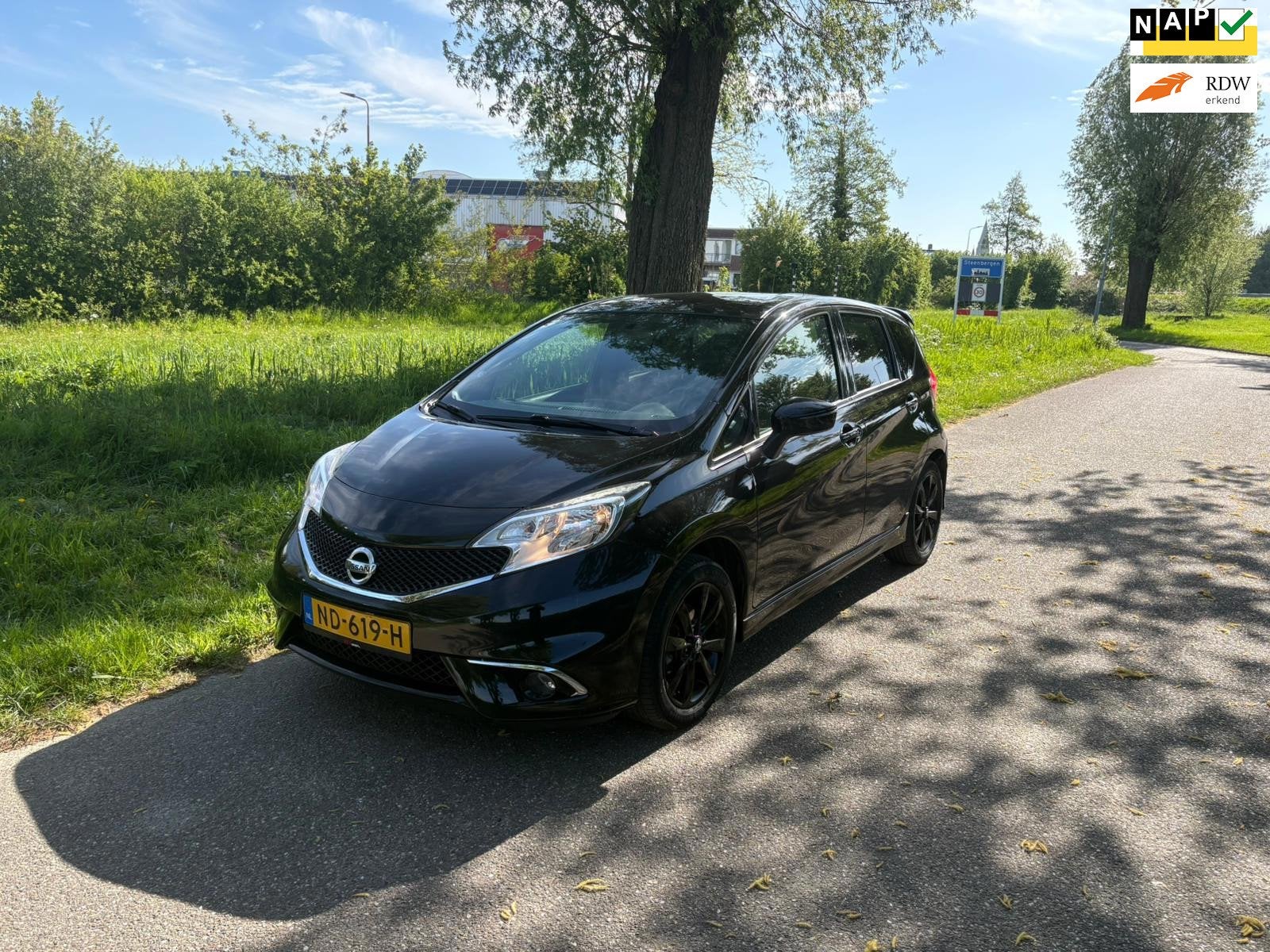 Nissan Note 1.2 Black Edition Airco Navi, Auto's, Dealer onderhouden, Stof, 1198 cc, Bedrijf