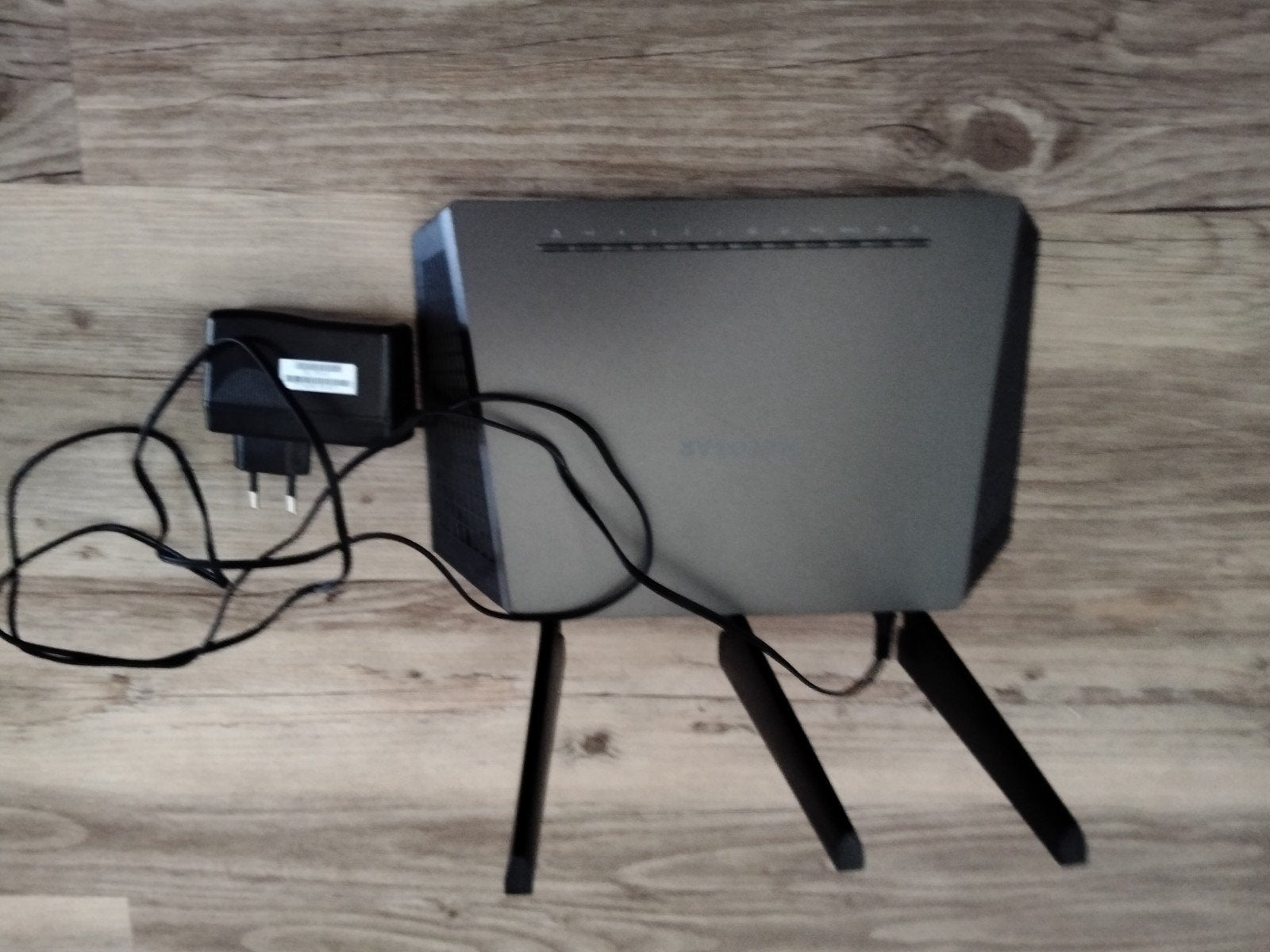 Netgear Nighthawk R7000 AC1900 Smart WiFi Router, Computers en Software, Routers en Modems, Ophalen of Verzenden