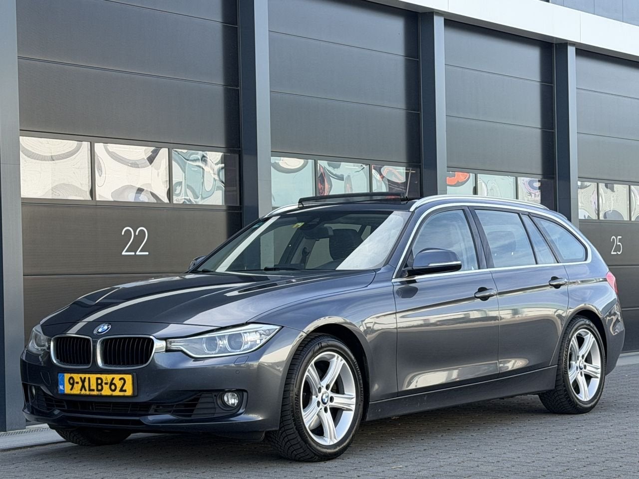 BMW 3 Serie 330D Hade-Up Pano Leer Xenon (bj 2013), Automaat, Achterwielaandrijving, 1800 kg, 2993 cc