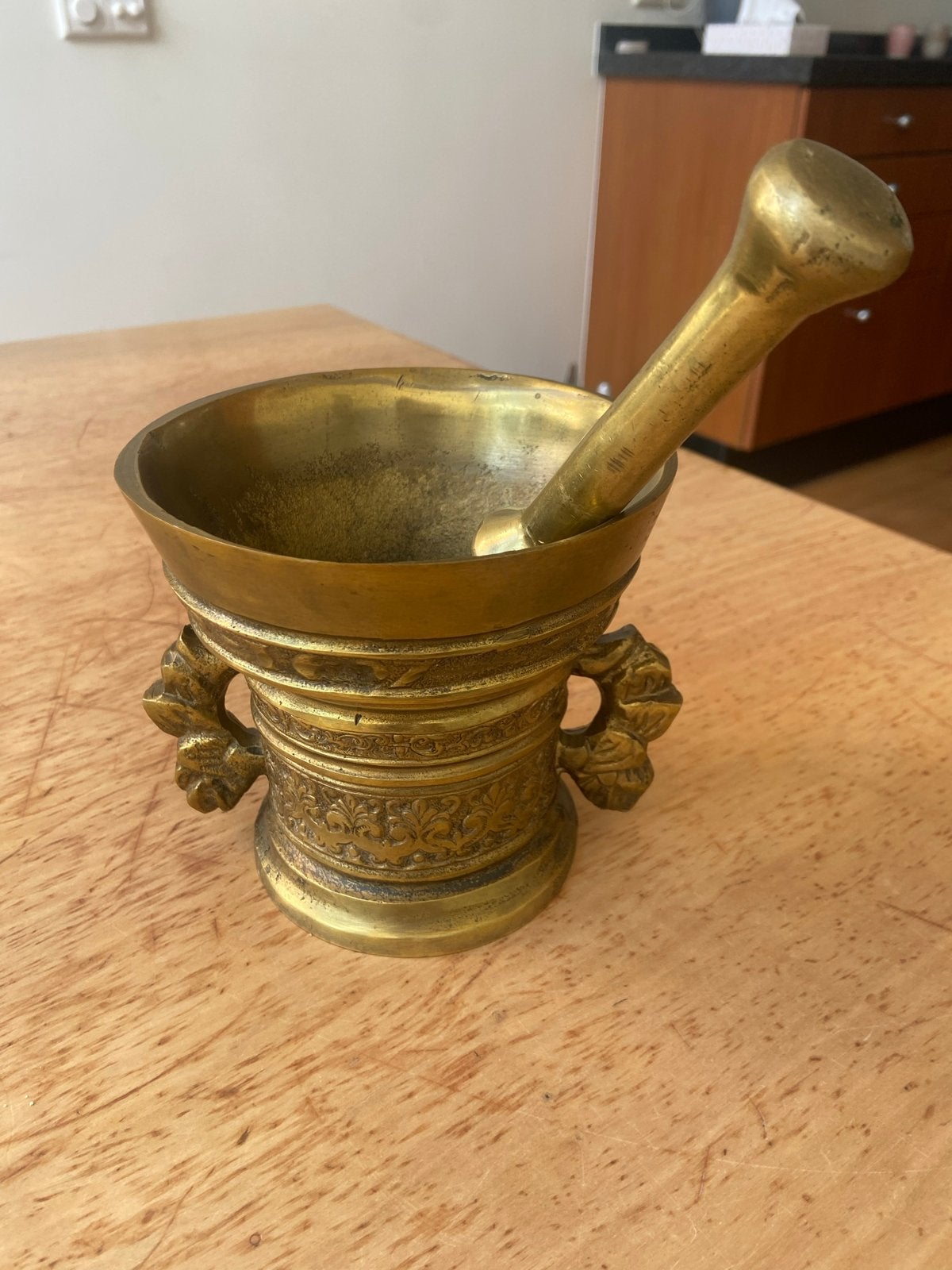 Zware bronzen vijzel met stamper, Ophalen, Brons