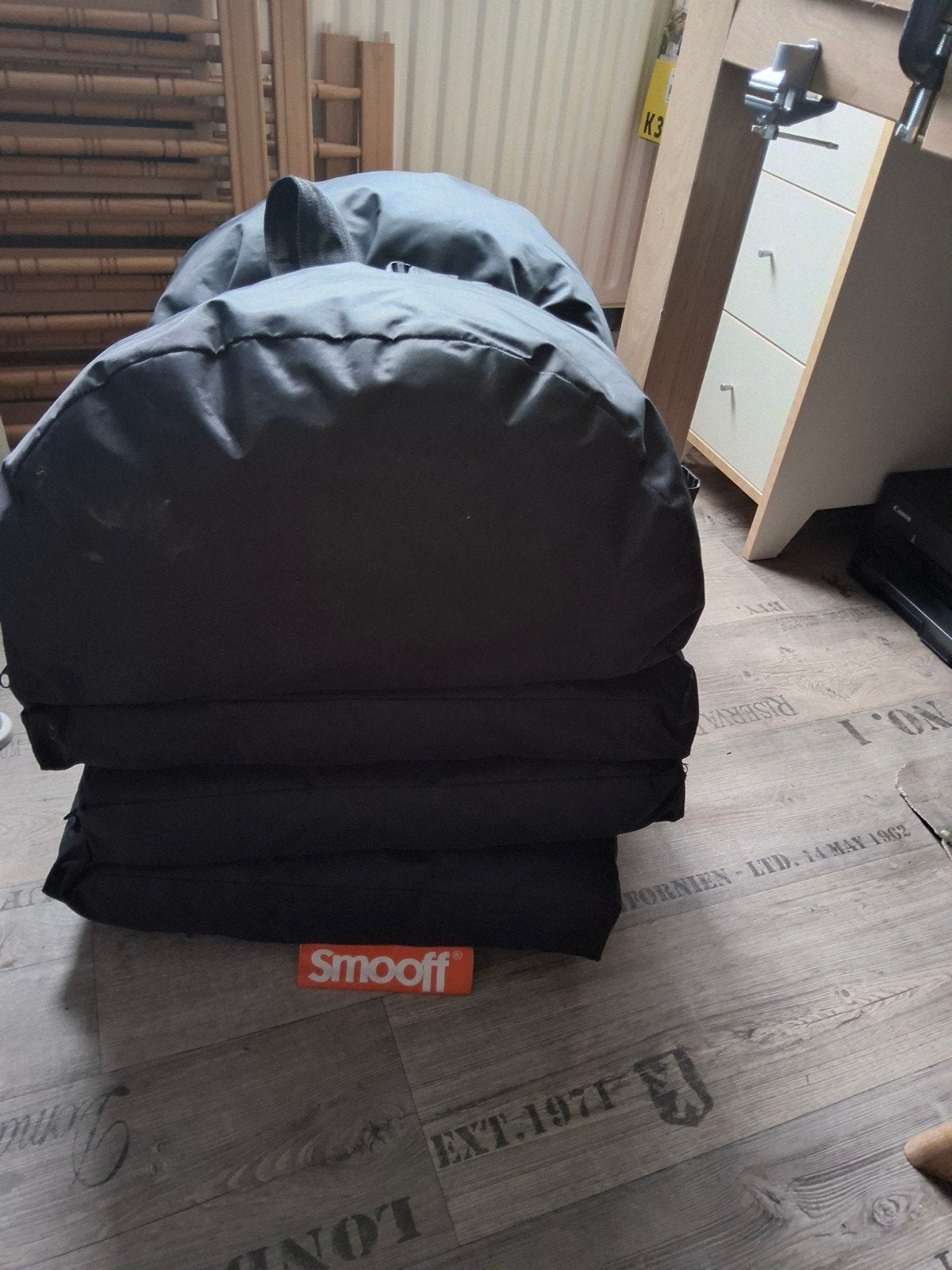 Smooff matras, Ophalen, Zo goed als nieuw, Zwart