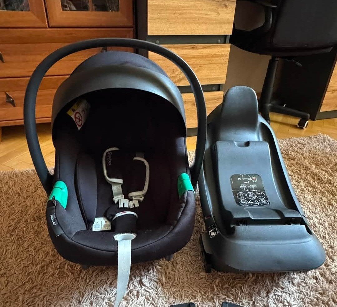 Cybex Aton B2 i-Size autostoel met base, Ophalen