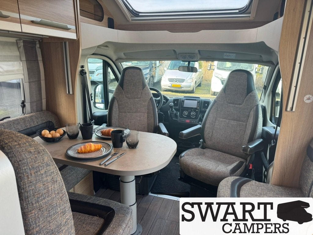 Knaus Sky Wave 650 MEG lengtebed & hefbed GRATIS STA, Caravans en Kamperen, Campers, Standaard zit, Koelkast, Ringverwarming, Fiat