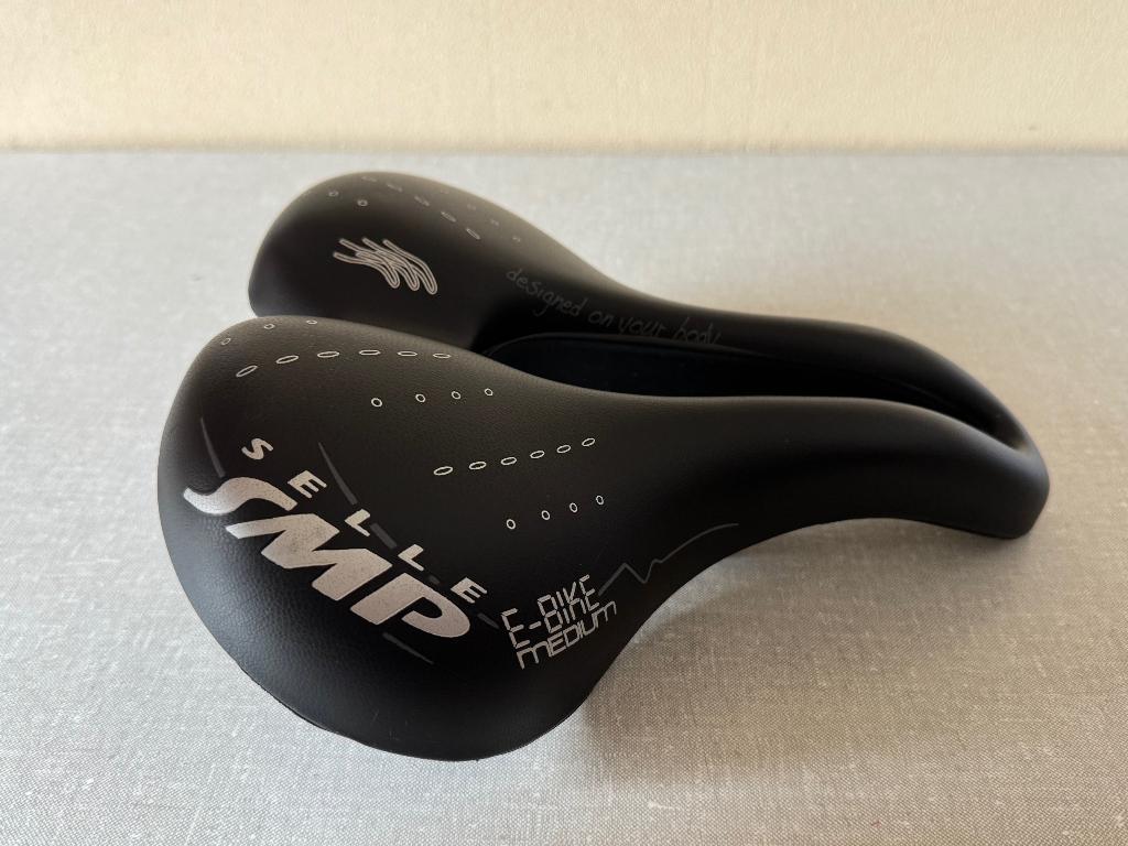 NIEUWSTAAT gel zadel Selle SMP E - Bike Medium dikke vulling, Fietsen en Brommers, Fietsonderdelen, Elektrische fiets, Selle SMP