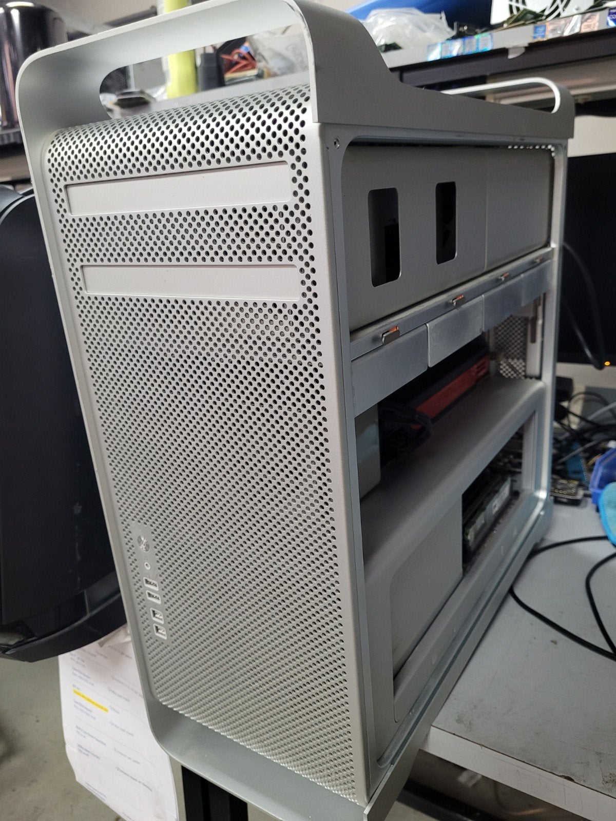 Apple Mac Pro A1289 met 24GB RAM en ATI Radeon 5870, Computers en Software, Apple Desktops, Gebruikt, 2 tot 3 Ghz, Ophalen of Verzenden