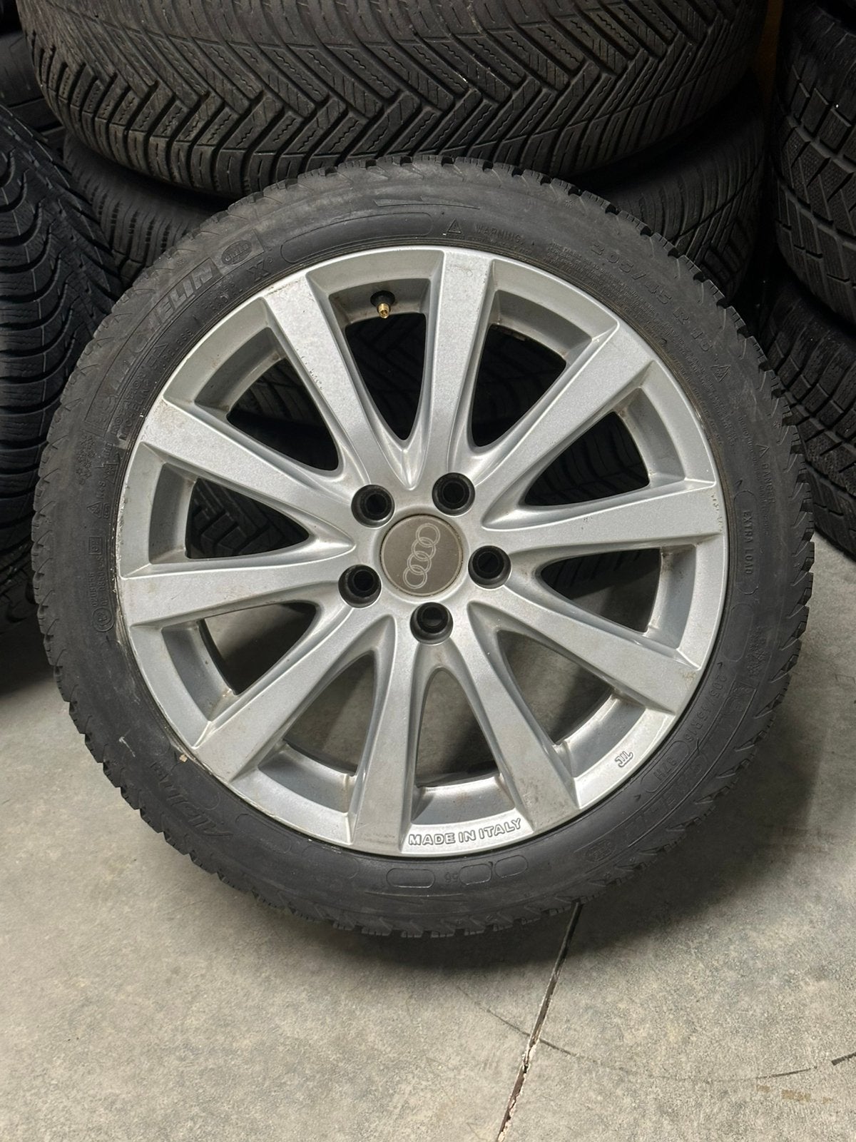 16 inch 5x100 Audi A1 VW Polo Velgen & Banden set, Auto-onderdelen, Banden en Velgen, 16 inch, Banden en Velgen, 205 mm, Winterbanden