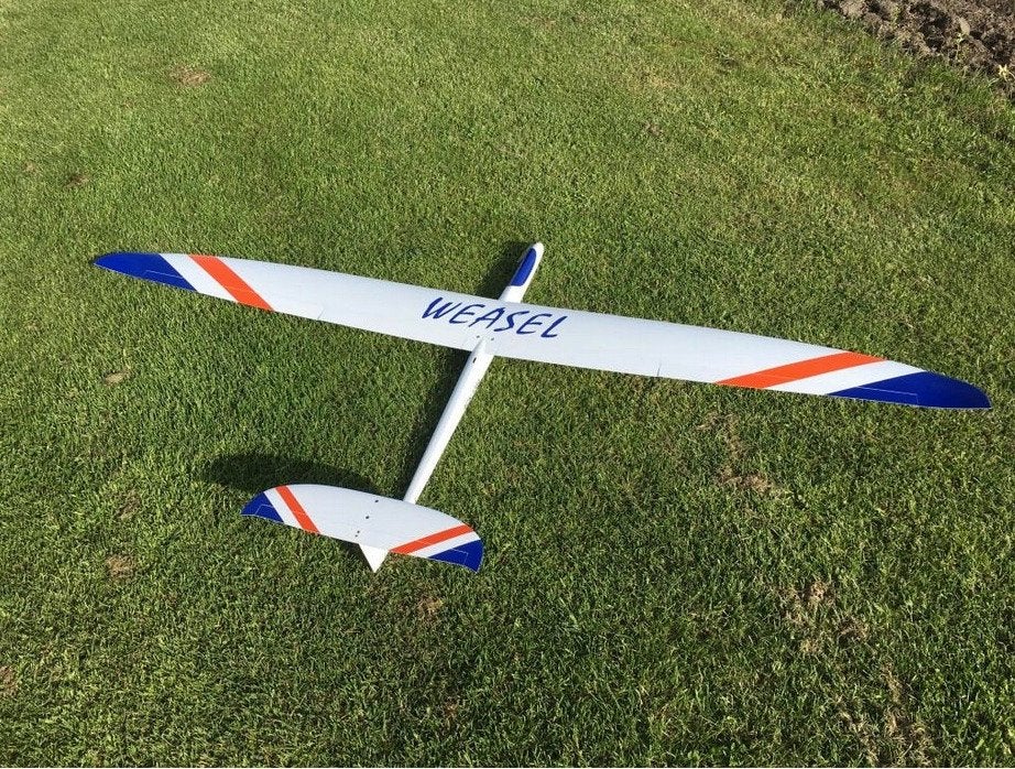 Hotliner Weasel 2m spanwijdte, zonder motor, met servo's, Hobby en Vrije tijd, Modelbouw | Radiografisch | Vliegtuigen, Ophalen