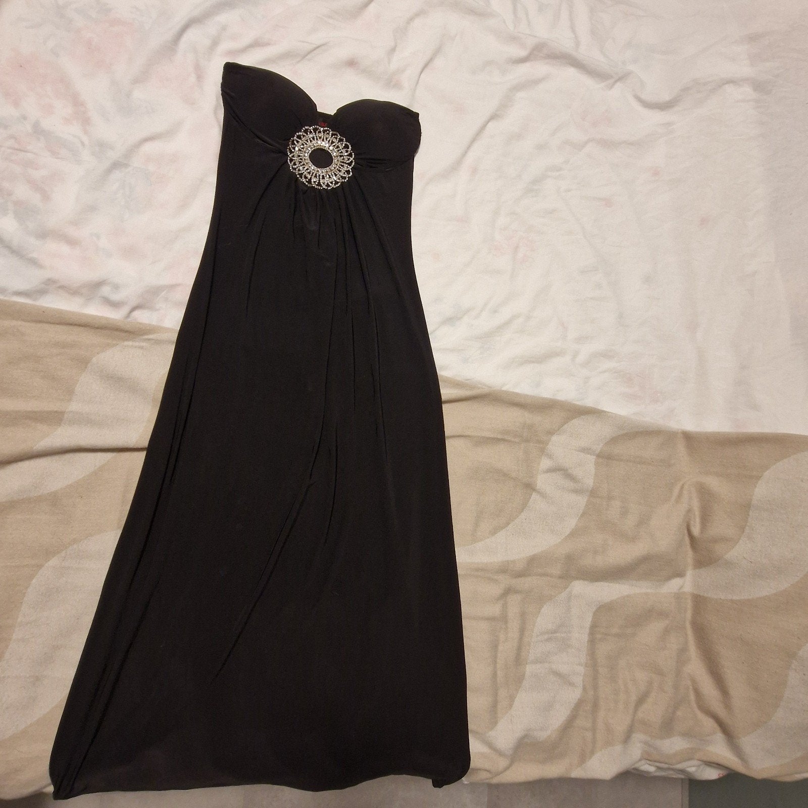 Zwarte strapless jurk met zilveren detail S/M, Zwart, Young Blood, Ophalen of Verzenden, Zo goed als nieuw