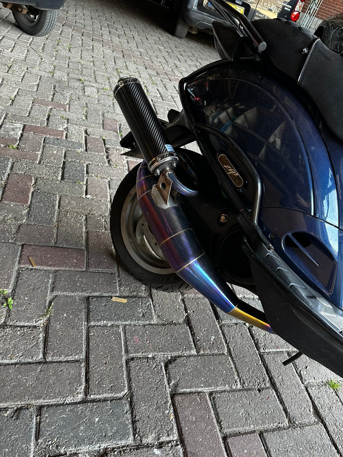 KRN 360 uitlaat. TERUIL!, Motoren, Ophalen of Verzenden