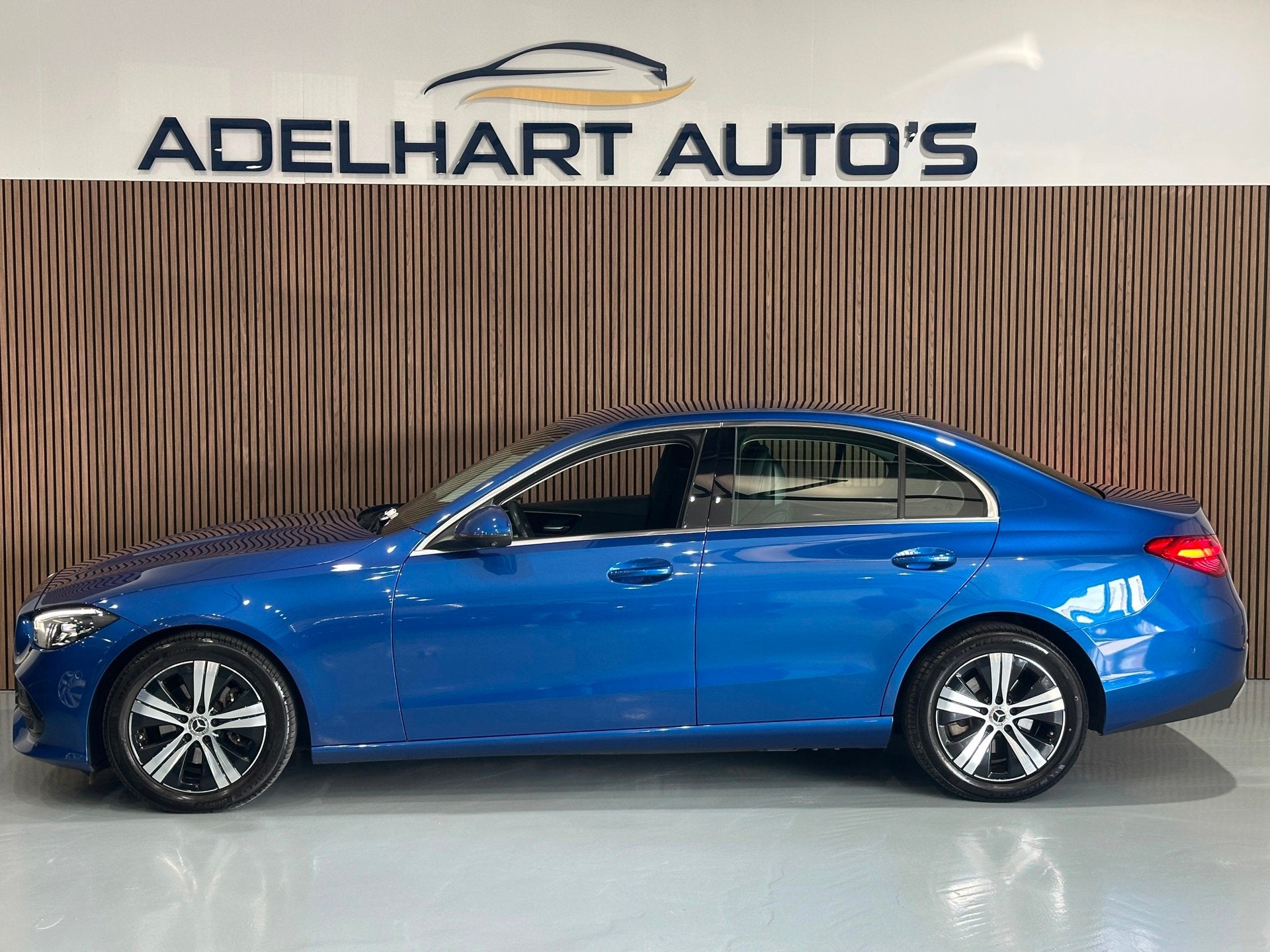 Mercedes-Benz C-klasse 180 Luxury Line Automaat / Navigatie, Auto's, Automaat, 4 cilinders, Blauw, Bedrijf
