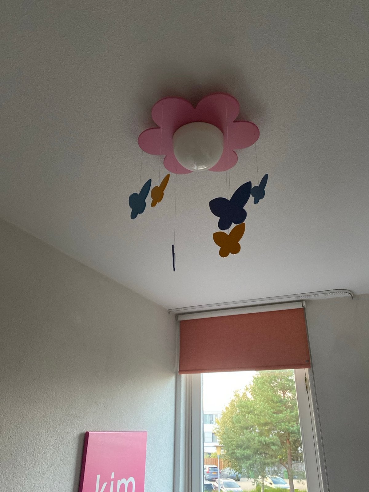 Leuke kinderlamp bloem met vlinders, Ophalen of Verzenden, Gebruikt, Kunststof, Meerkleurig