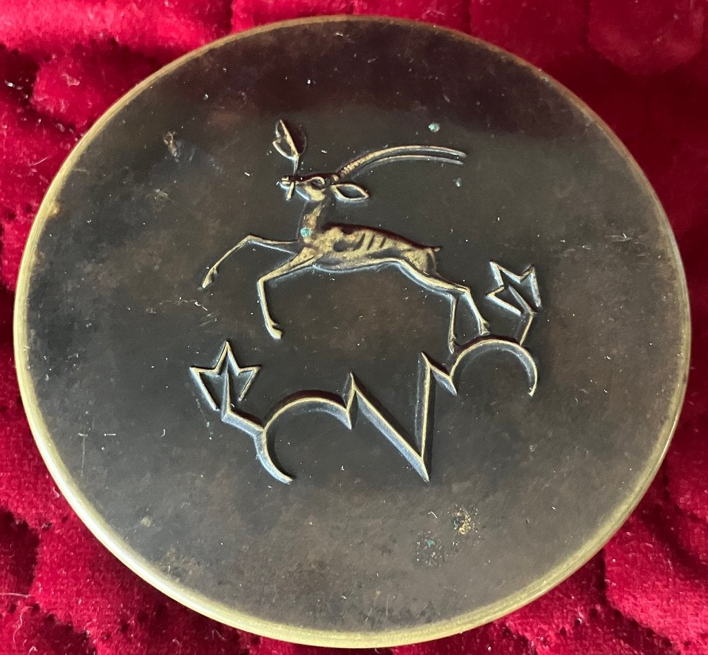 Bronzen snuifdoos met een springbok decoratie ca. 1920, Antiek en Kunst, Antiek | Koper en Brons, Verzenden, Brons