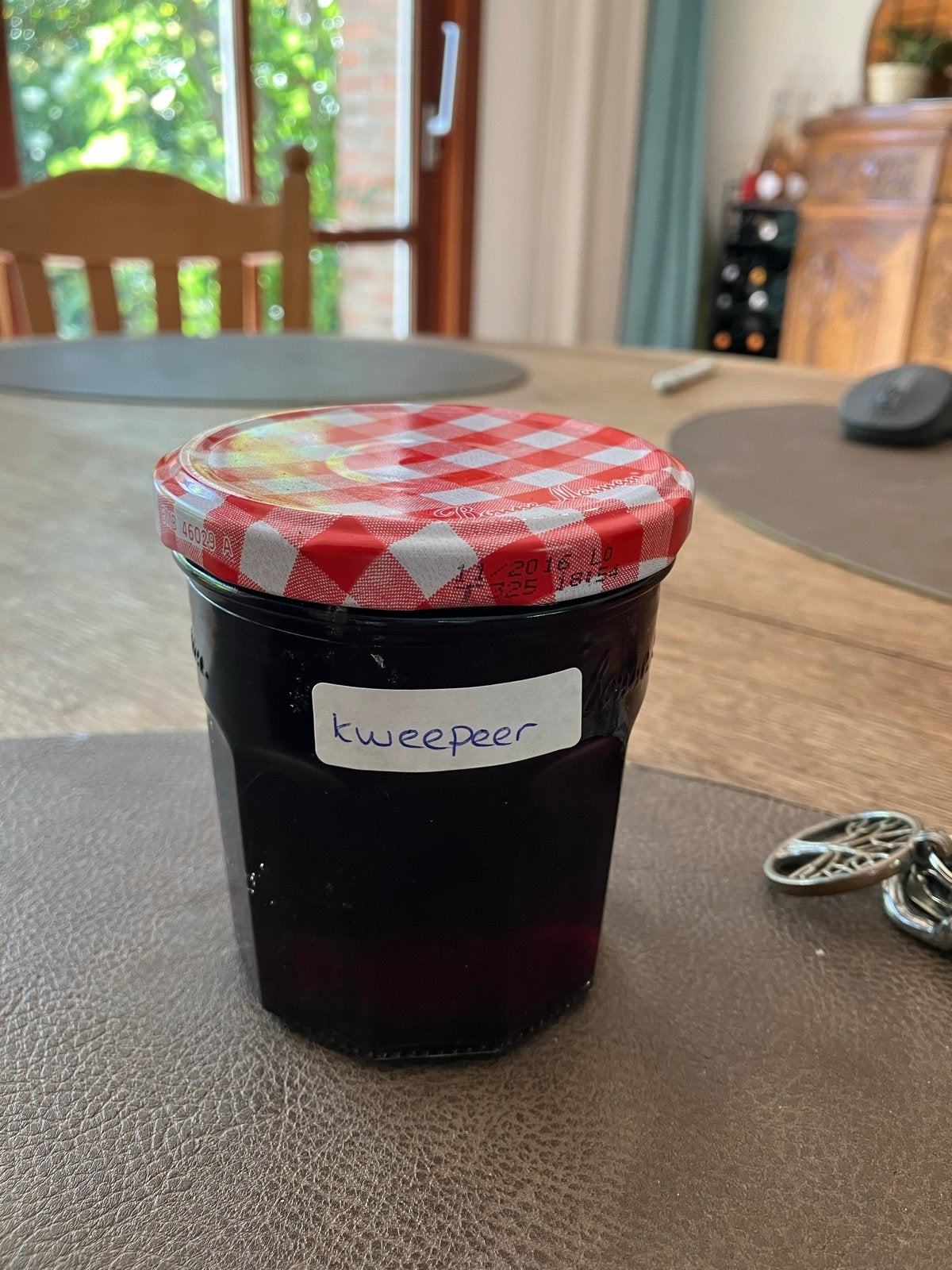 Kweepeerconfiture of gelei uit eigen tuin, Ophalen