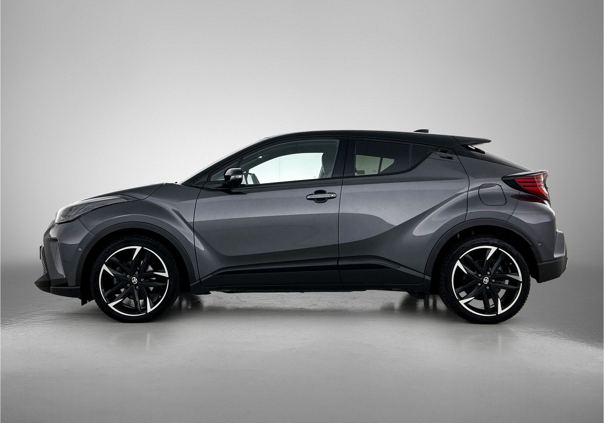 Toyota C-HR 2.0 Hybrid GR-Sport | JBL | Dodehoek detectie |, Auto's, 12 maanden, 4 cilinders, Bedrijf, 19 km/l